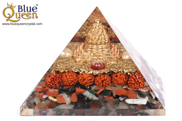 9 Ratna Crystal Orgonite Pyramid