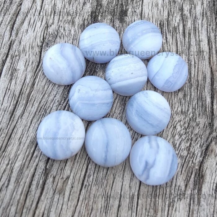 wholesale Blue agate tumbled stones online