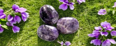 Amethyst Palm Stone | Set of 7-10 Palm Stones